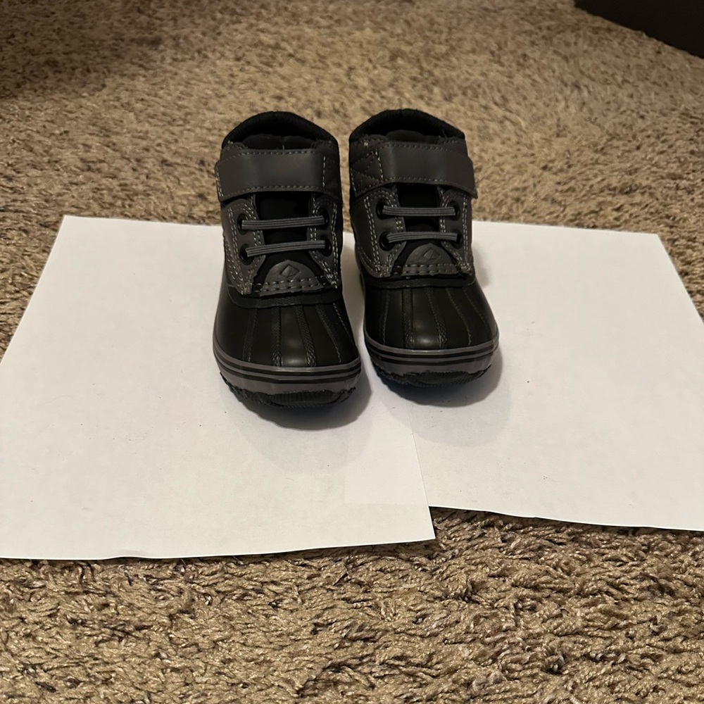 Toddler/ baby boots